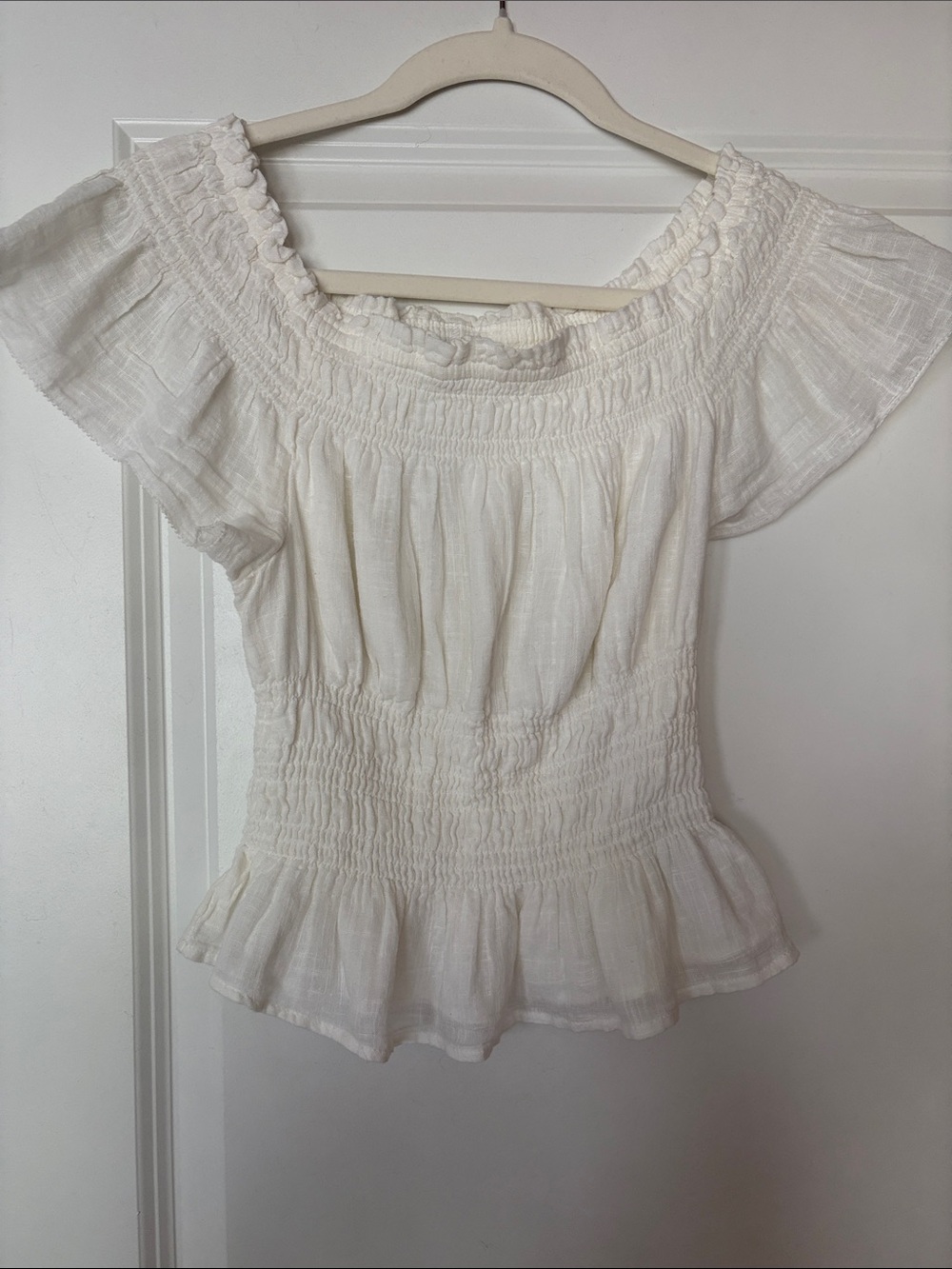 Abercrombie & Fitch White Off-Shoulder Smocked Peplum Blouse